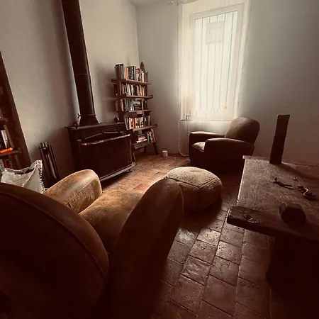 Le Petit Chateau De * Ginestas