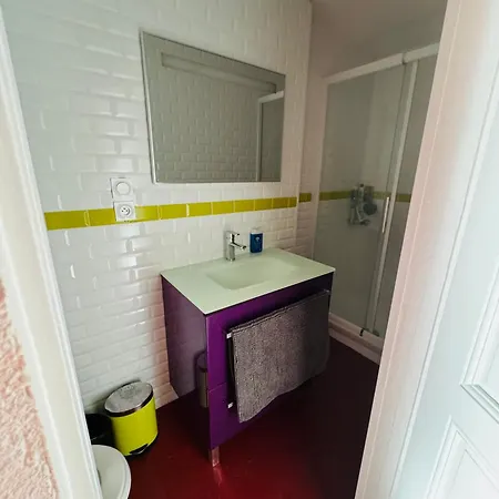 Semesterbostad Le Petit Chateau De