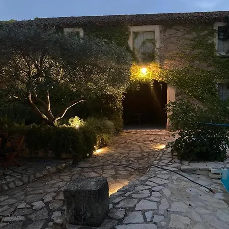 Le Petit Chateau De *