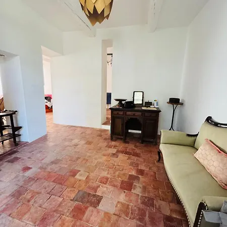 Le Petit Chateau De Holiday home *